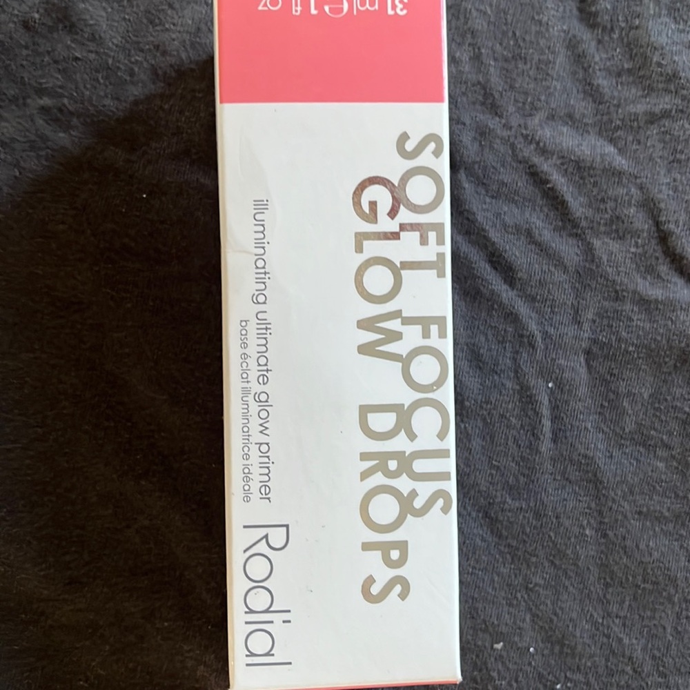 Rodial soft focus glow drops